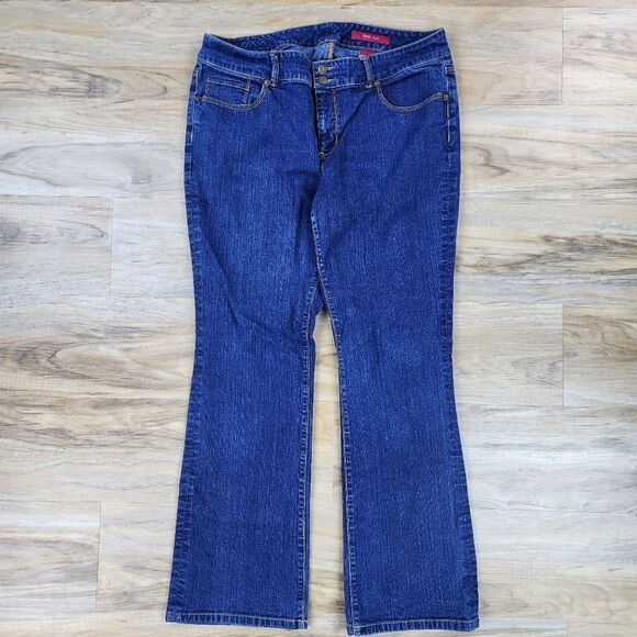 💇♀️Seven7 Blue Dark Wash Bootcut Jeans Size 18 - Picture 3 of 13